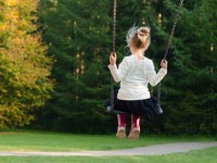 心理咨询师条件：家长如何陪伴有抑郁的孩子